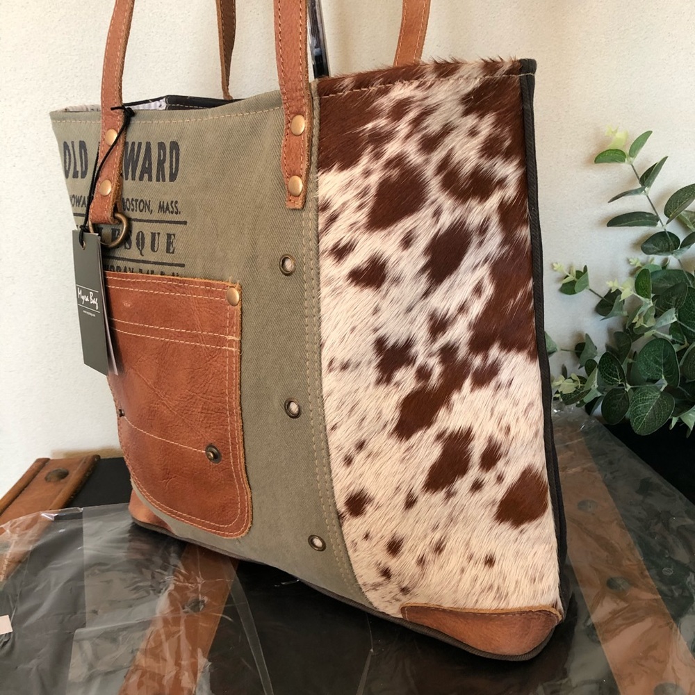 Myra Bag Leather Pocket Tote Up-cycled Canvas NWT - Picture 3 of 6